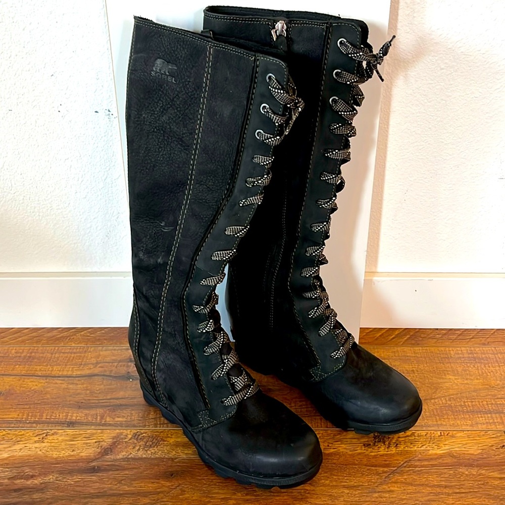 Sorel Calf Boots (Fits Tight!)